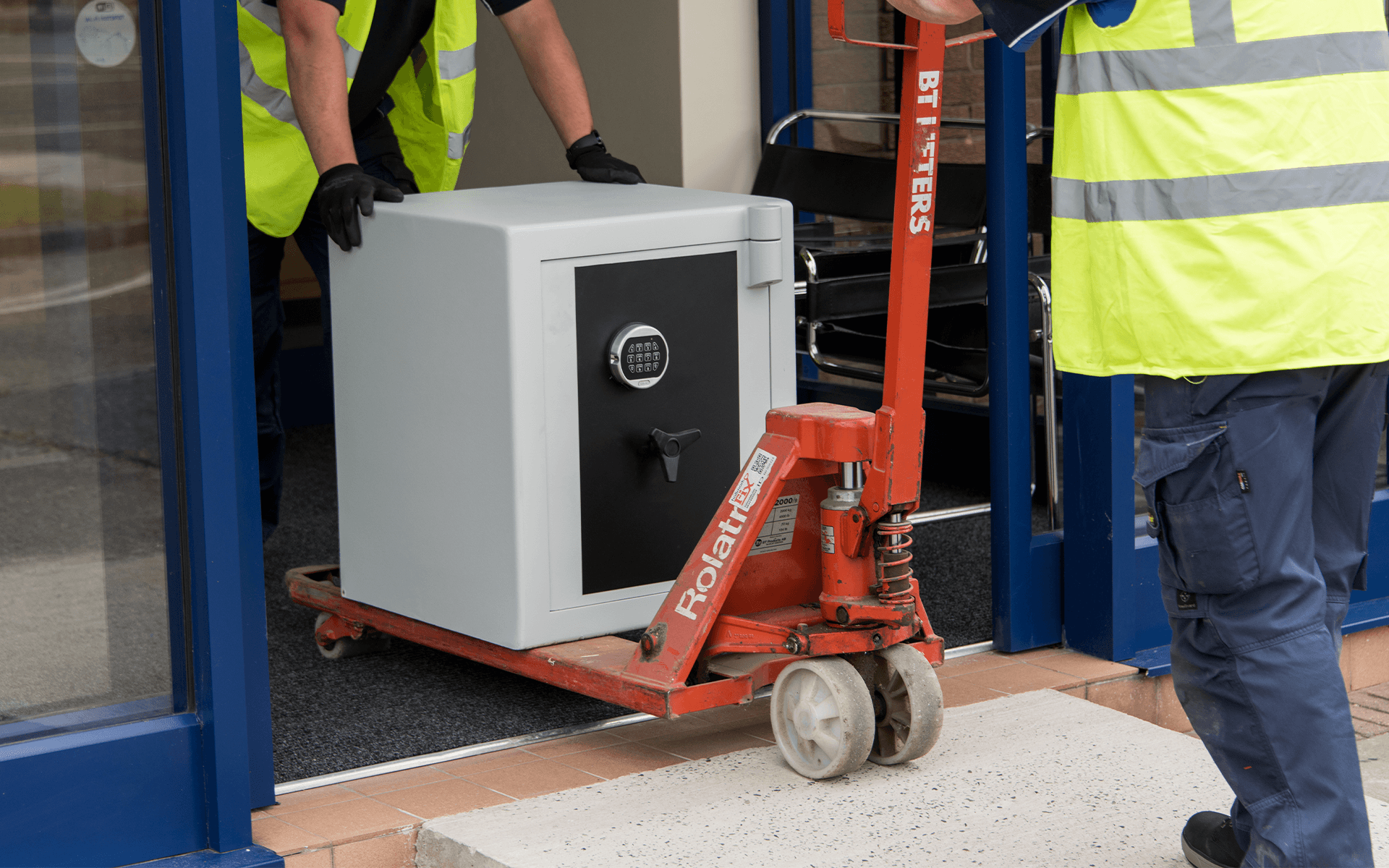 safes removal & move safes